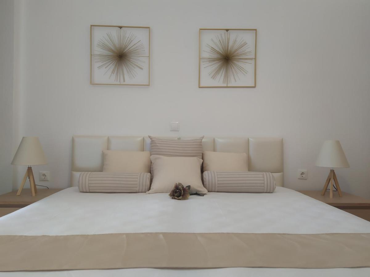 Aronis Apartments Benitses  Ngoại thất bức ảnh