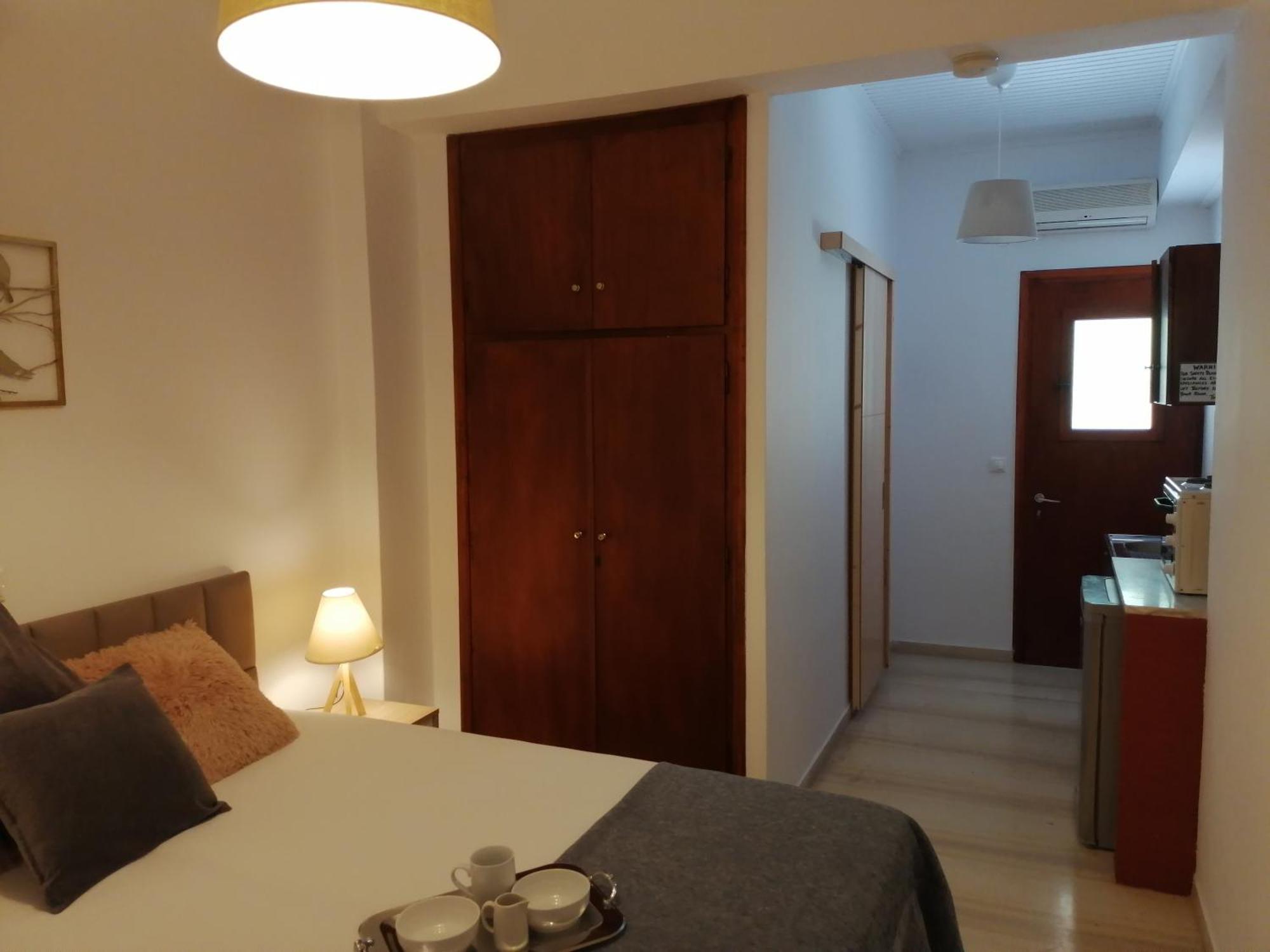 Aronis Apartments Benitses  Ngoại thất bức ảnh