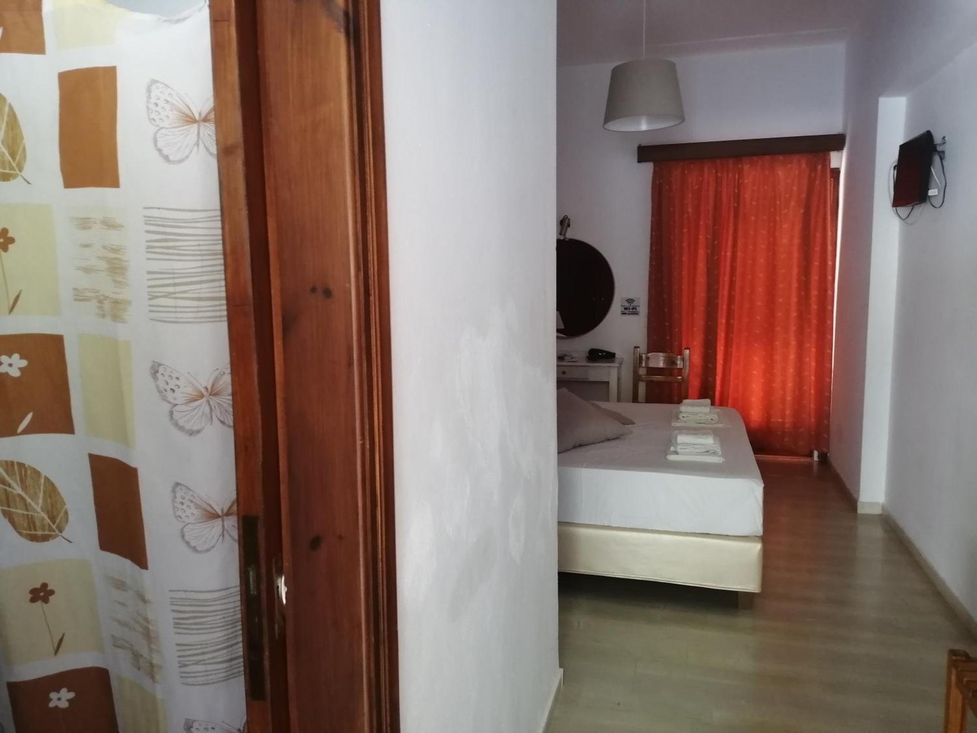 Aronis Apartments Benitses  Ngoại thất bức ảnh