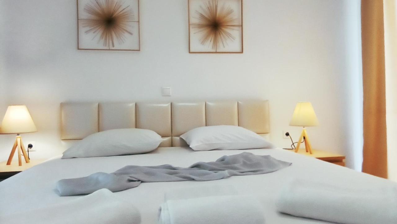 Aronis Apartments Benitses  Ngoại thất bức ảnh